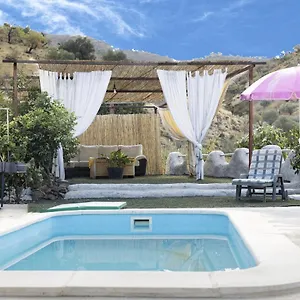 Casa Aguila 2.0 , Los Valverde España